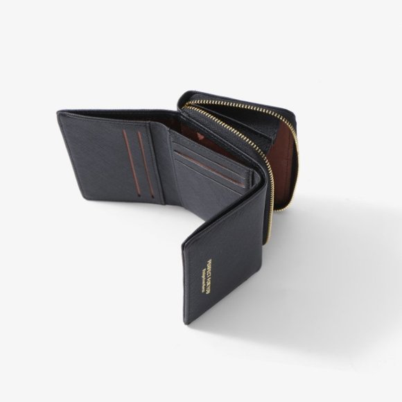 Minimalist Contemporary Small Wallet for Women - Picture 7 of 16